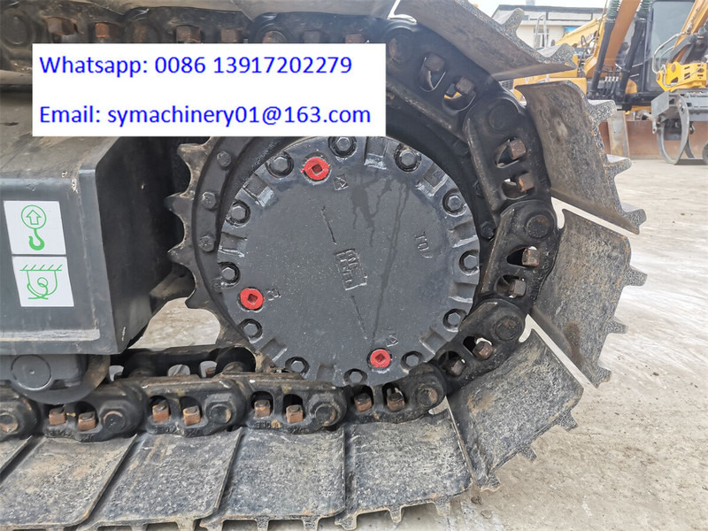 Komatsu PC210LC-8 - Pelle sur chenille: photos 4 Komatsu PC210LC-8 - Pelle sur chenille: photos 4
