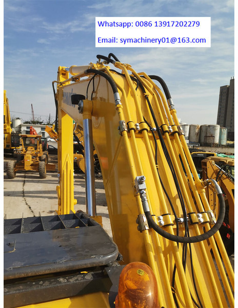 Komatsu PC220-8N1 - Pelle sur chenille: photos 4 Komatsu PC220-8N1 - Pelle sur chenille: photos 4