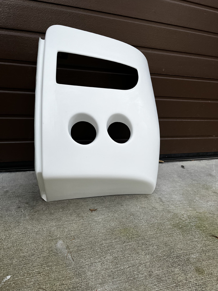 Narożnik, zderzak przedni lewy MB 350 Tourismo Mercedes-Benz 350 Tourismo - Carrosserie et extérieur pour Bus: photos 1 Narożnik, zderzak przedni lewy MB 350 Tourismo Mercedes-Benz 350 Tourismo - Carrosserie et extérieur pour Bus: photos 1