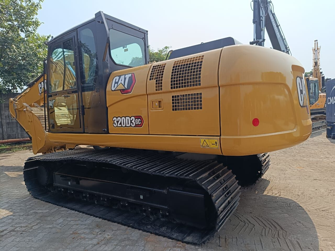 New Caterpillar 320D3GC tracked excavator - Pelle sur chenille: photos 5 New Caterpillar 320D3GC tracked excavator - Pelle sur chenille: photos 5