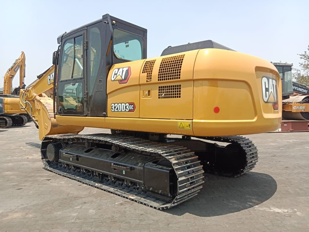 New Caterpillar 320D3GC tracked excavator - Pelle sur chenille: photos 4 New Caterpillar 320D3GC tracked excavator - Pelle sur chenille: photos 4