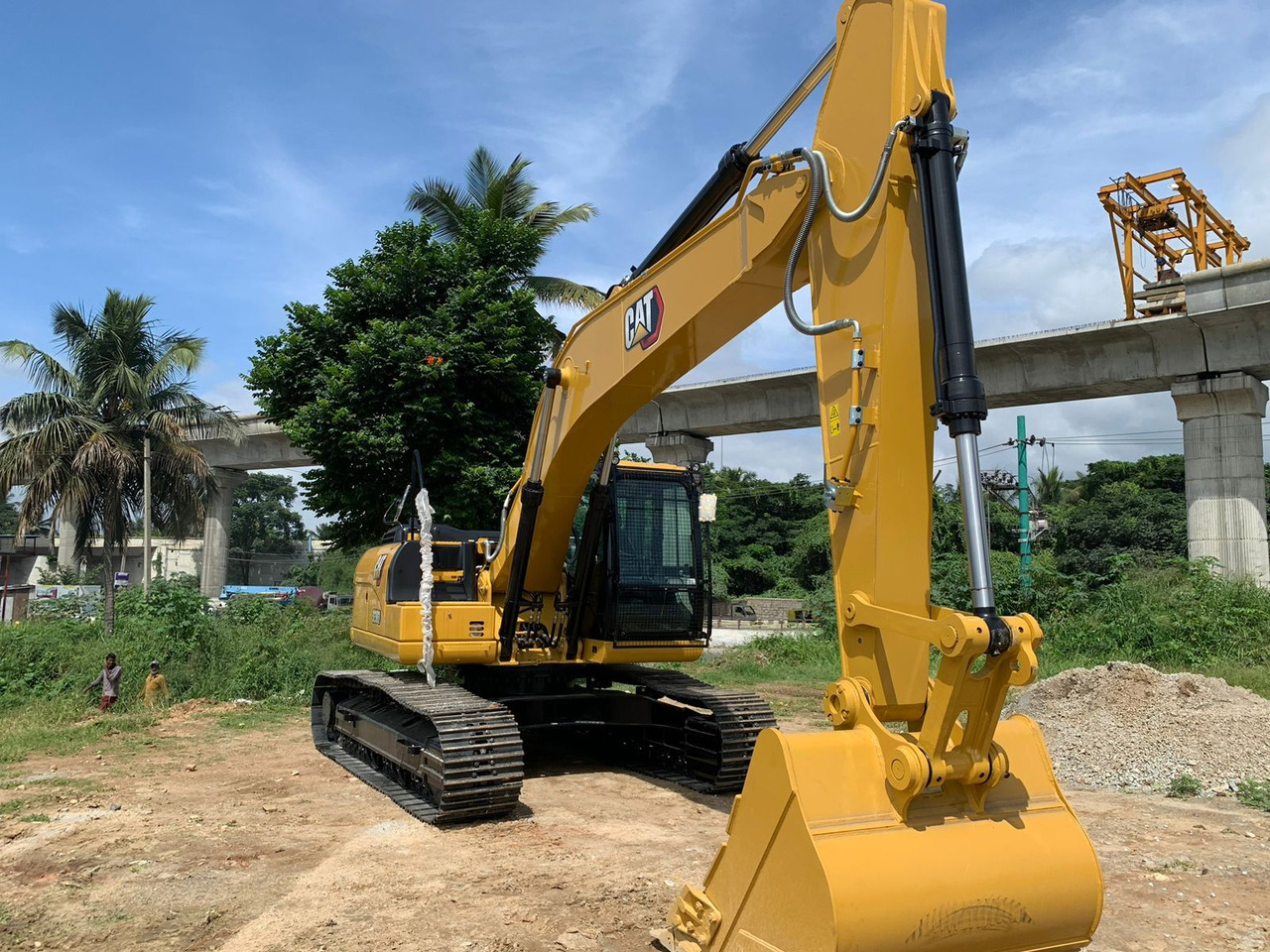 New Caterpillar 323D3 tracked excavator - Pelle sur chenille: photos 5 New Caterpillar 323D3 tracked excavator - Pelle sur chenille: photos 5