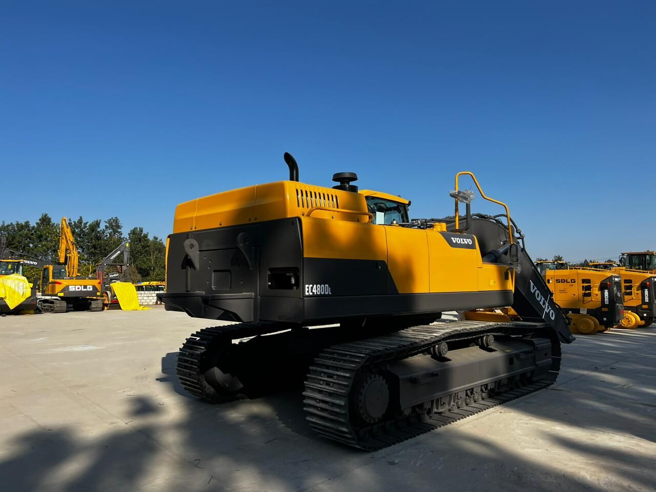 New Volvo EC480DL tracked excavator - Pelle sur chenille: photos 1 New Volvo EC480DL tracked excavator - Pelle sur chenille: photos 1