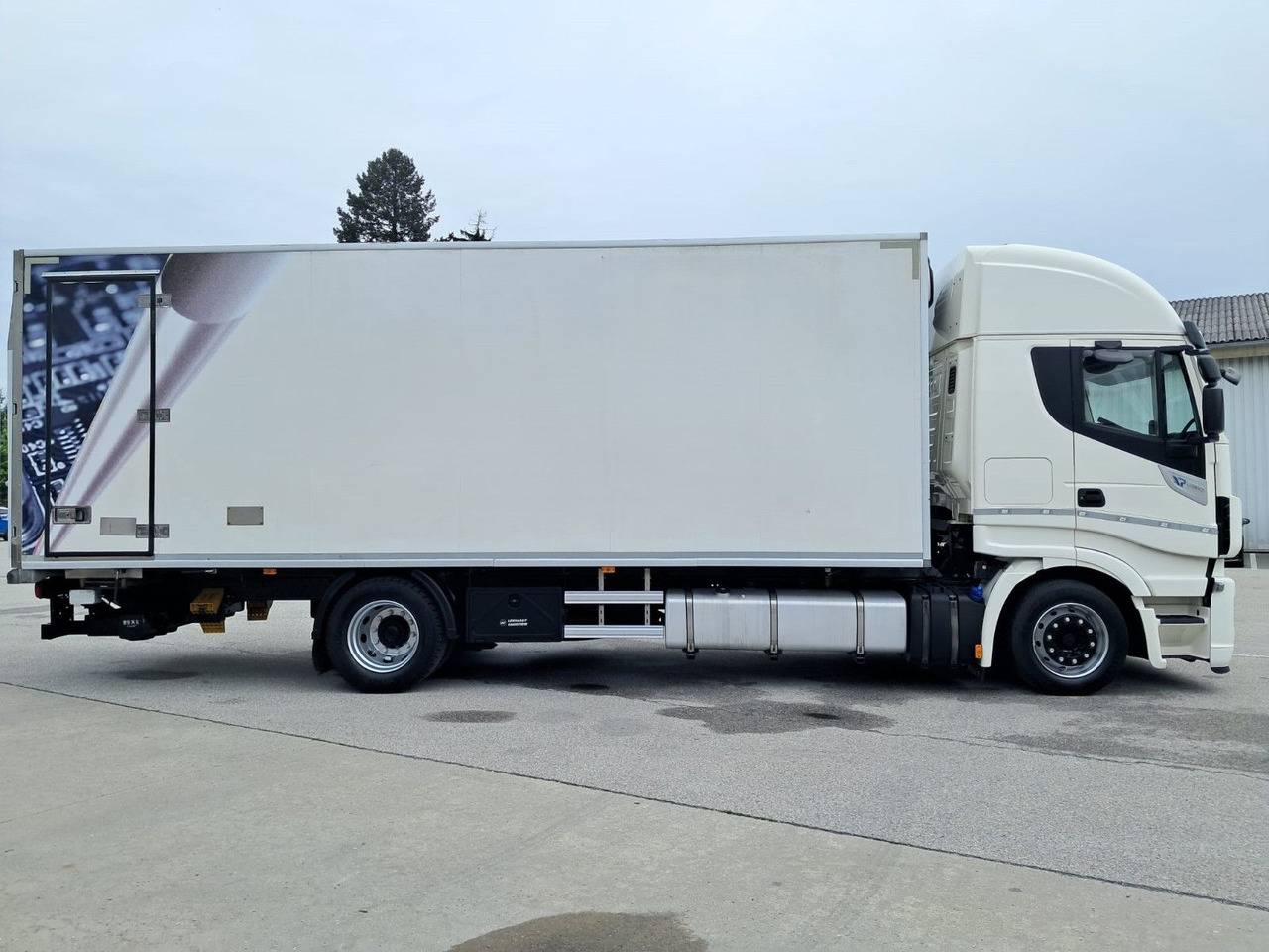 Iveco Stralis 460 Kühlkoffer | LBW | Klima | Retar - Camion frigorifique: photos 3 Iveco Stralis 460 Kühlkoffer | LBW | Klima | Retar - Camion frigorifique: photos 3