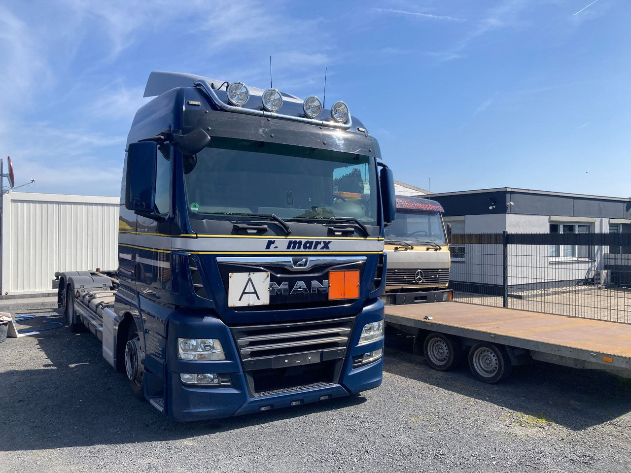 MAN TGX 26.470 Mega Ausstattung SONDERPREIS - Camion porte-conteneur/ Caisse mobile: photos 2 MAN TGX 26.470 Mega Ausstattung SONDERPREIS - Camion porte-conteneur/ Caisse mobile: photos 2