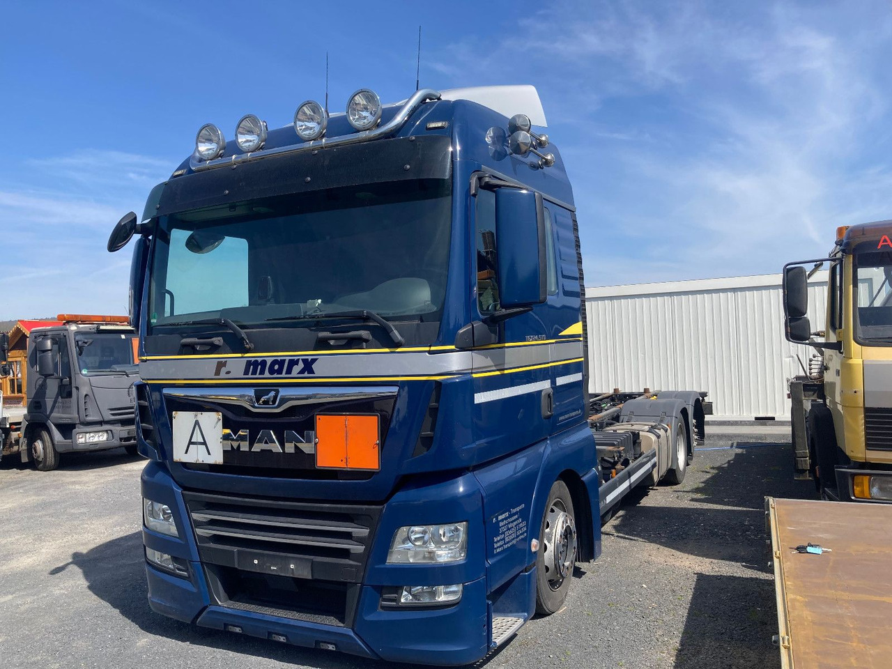MAN TGX 26.470 Mega Ausstattung SONDERPREIS - Camion porte-conteneur/ Caisse mobile: photos 1 MAN TGX 26.470 Mega Ausstattung SONDERPREIS - Camion porte-conteneur/ Caisse mobile: photos 1