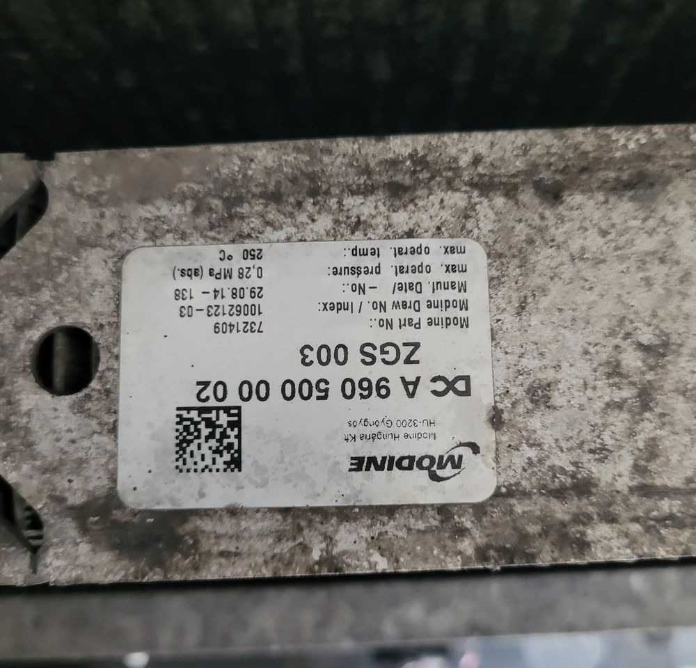 CHŁODNICE MERCEDES ACTROS MP4 KOMPLET - Système de refroidissement: photos 3 CHŁODNICE MERCEDES ACTROS MP4 KOMPLET - Système de refroidissement: photos 3