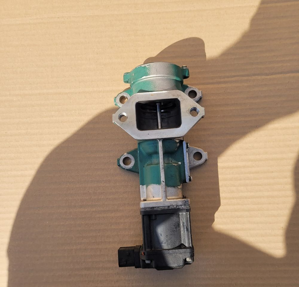 EGR DAF LF EURO6 - Moteur pour Camion: photos 1 EGR DAF LF EURO6 - Moteur pour Camion: photos 1