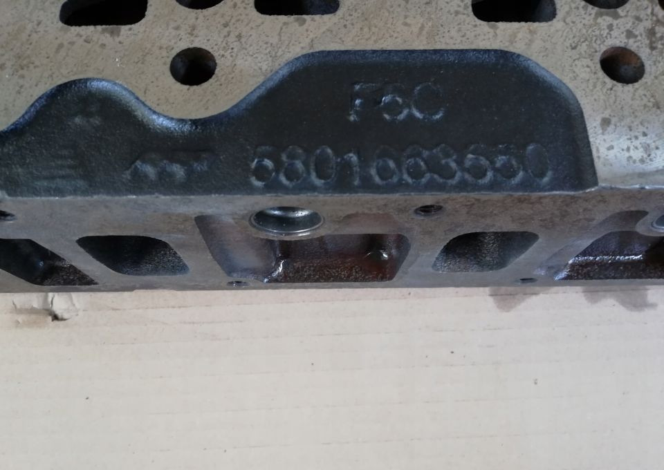 GŁOWICA IVECO EUROCARGO TEKTOR 4c. nowa 5801663550 - Culasse pour Camion: photos 4 GŁOWICA IVECO EUROCARGO TEKTOR 4c. nowa 5801663550 - Culasse pour Camion: photos 4
