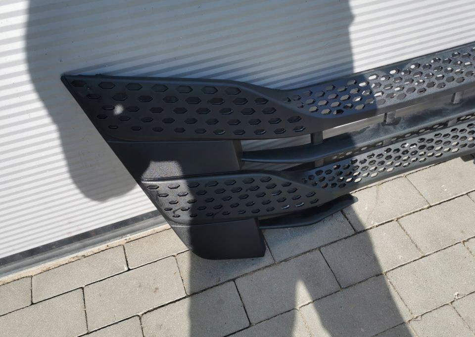 GRILL ATRAPA IVECO STRALIS S WAY 5802401392 - Capot: photos 2 GRILL ATRAPA IVECO STRALIS S WAY 5802401392 - Capot: photos 2