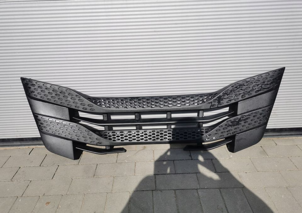 GRILL ATRAPA IVECO STRALIS S WAY 5802401392 - Capot: photos 1 GRILL ATRAPA IVECO STRALIS S WAY 5802401392 - Capot: photos 1
