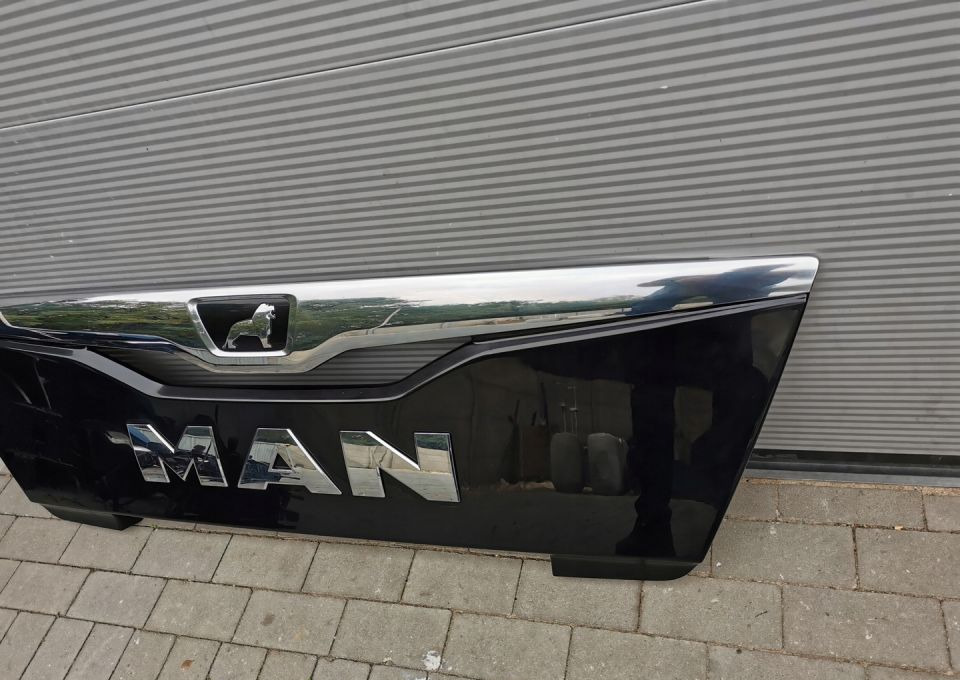 GRILL MAN TGX E6 LIFT 81.61150-6106 - Calandre pour Camion: photos 2 GRILL MAN TGX E6 LIFT 81.61150-6106 - Calandre pour Camion: photos 2