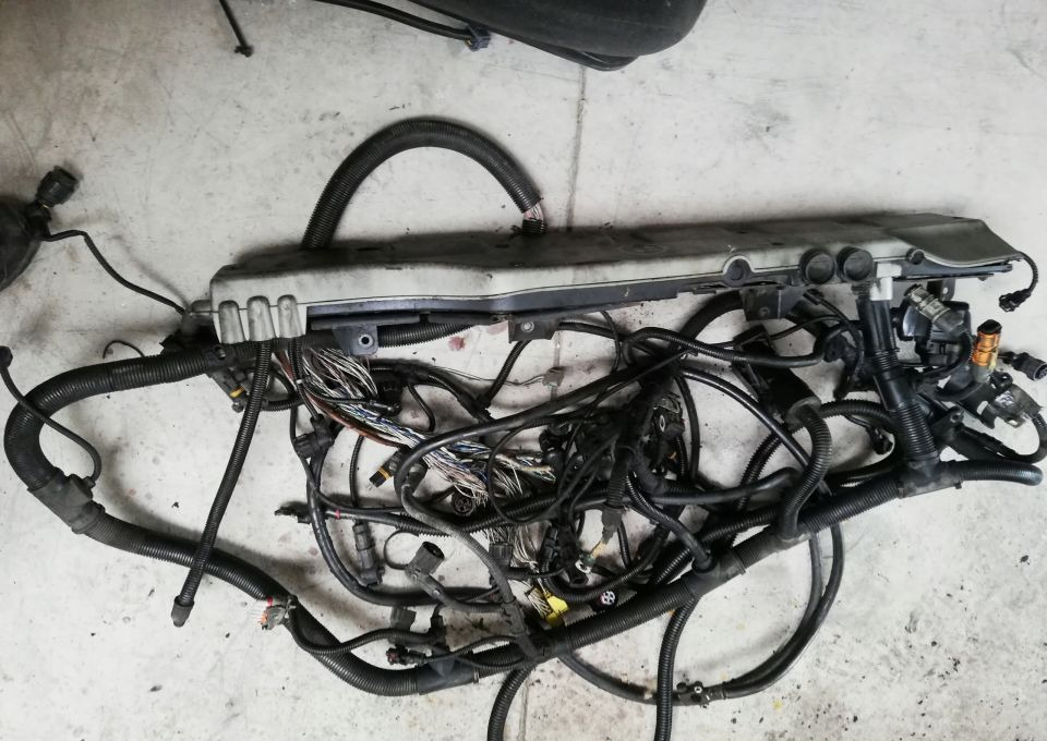 INSTALACJA SILNIKA MAN TGX TGA TGS E4 440KM - Câble/ Fil pour Camion: photos 2 INSTALACJA SILNIKA MAN TGX TGA TGS E4 440KM - Câble/ Fil pour Camion: photos 2