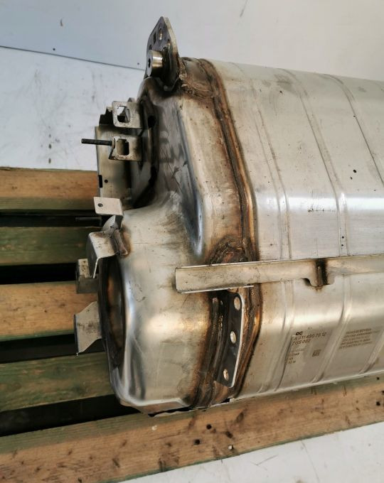KATALIZATOR MERCEDES ACTROS ANTOS ATEGOA0114907612 - Catalyseur pour Camion: photos 4 KATALIZATOR MERCEDES ACTROS ANTOS ATEGOA0114907612 - Catalyseur pour Camion: photos 4