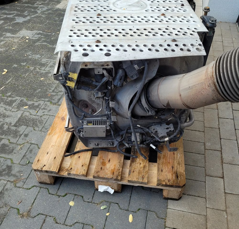 KATALIZATOR MERCEDES ACTROS MP4 A006 490 86 12 - Catalyseur pour Camion: photos 5 KATALIZATOR MERCEDES ACTROS MP4 A006 490 86 12 - Catalyseur pour Camion: photos 5