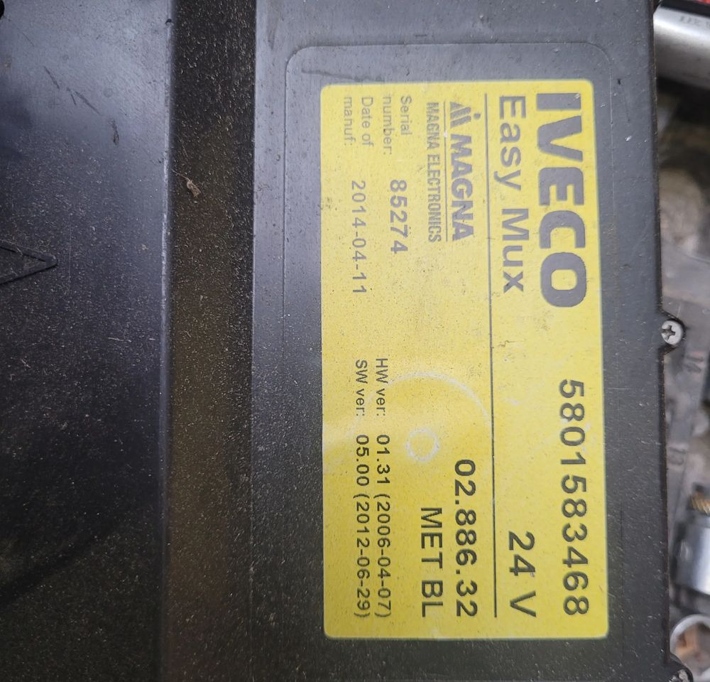 KOMPUTER ŚWIATEŁ IVECO EUROCARGO E6 EAYS MUX 5801583468 CHWALIM116 - Bloc de gestion pour Camion: photos 1 KOMPUTER ŚWIATEŁ IVECO EUROCARGO E6 EAYS MUX 5801583468 CHWALIM116 - Bloc de gestion pour Camion: photos 1