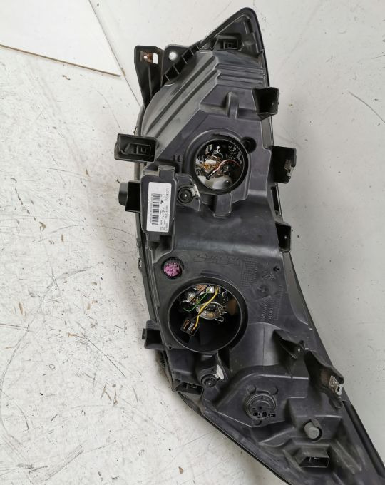 LAMPA IVECO IVECO DAILY ORYGINAŁ PRAWA - Feu avant pour Véhicule utilitaire: photos 4 LAMPA IVECO IVECO DAILY ORYGINAŁ PRAWA - Feu avant pour Véhicule utilitaire: photos 4