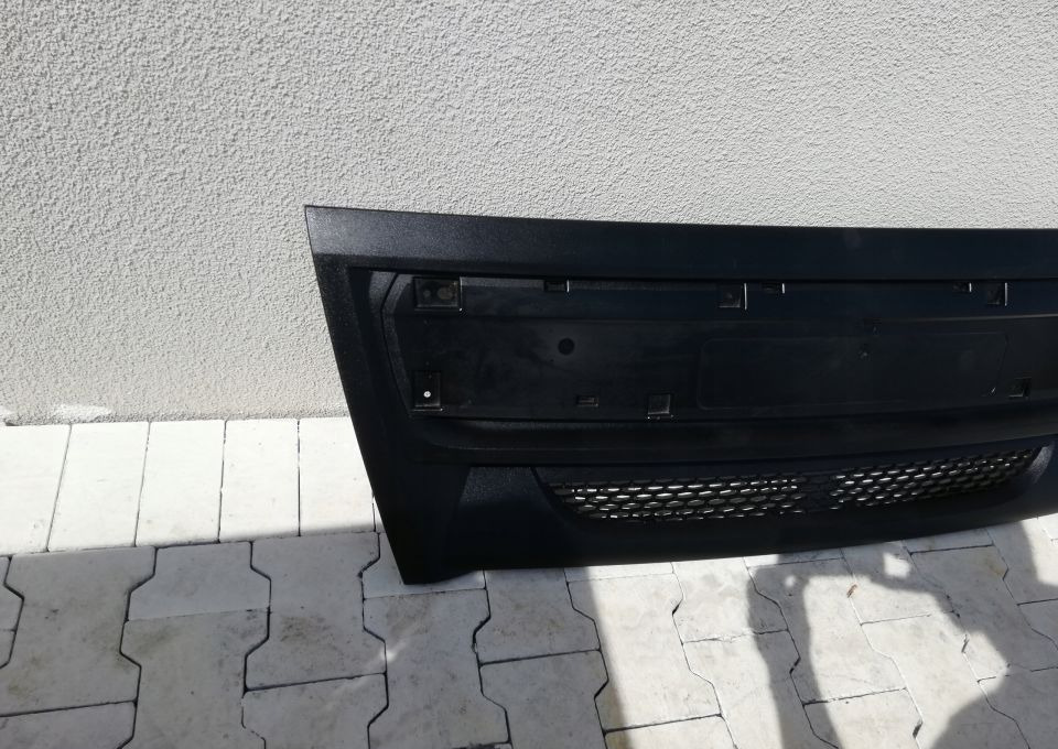 MASKA GRILL ATRAPA DAF LF NOWY ORYGINAŁ EURO6 - Capot pour Camion: photos 2 MASKA GRILL ATRAPA DAF LF NOWY ORYGINAŁ EURO6 - Capot pour Camion: photos 2