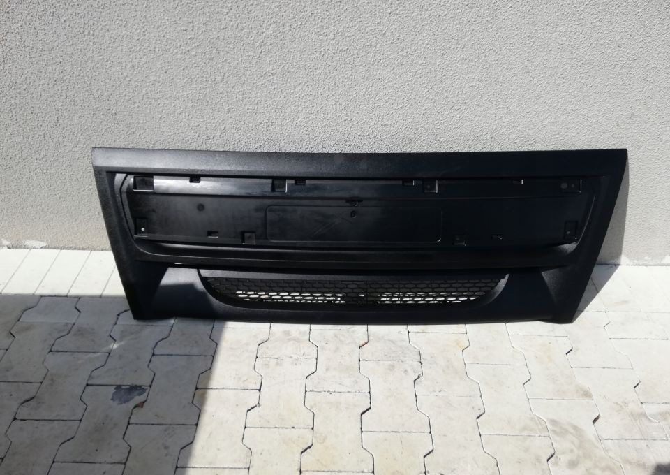 MASKA GRILL ATRAPA DAF LF NOWY ORYGINAŁ EURO6 - Capot pour Camion: photos 1 MASKA GRILL ATRAPA DAF LF NOWY ORYGINAŁ EURO6 - Capot pour Camion: photos 1