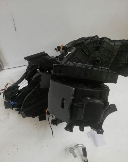 NAGRZEWNICA FIAT DOBLO, COMBO 5Z3200000 - Chauffage/ Ventilation pour Véhicule utilitaire: photos 1 NAGRZEWNICA FIAT DOBLO, COMBO 5Z3200000 - Chauffage/ Ventilation pour Véhicule utilitaire: photos 1