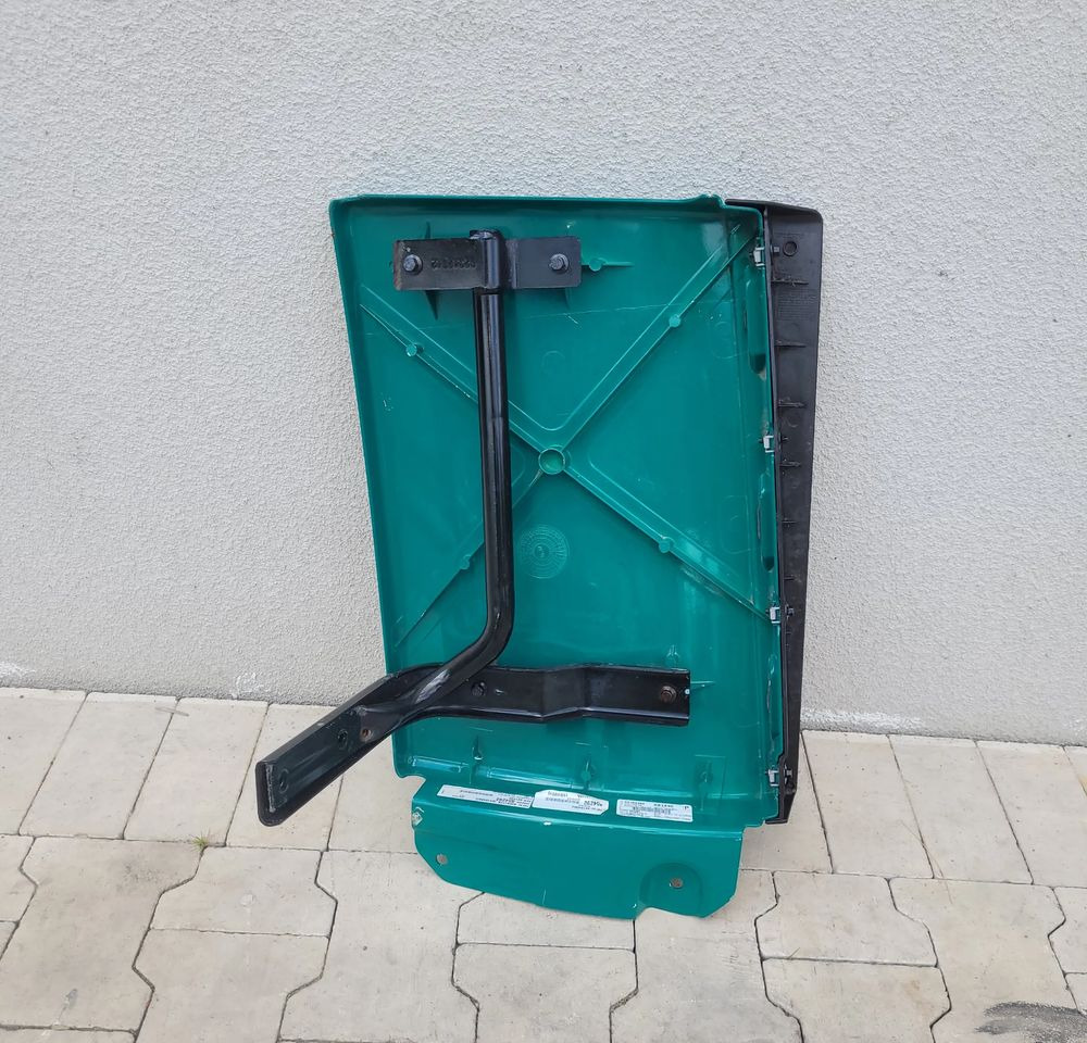 SPOJLER KOSA VOLVO FH4 LIFT ORYGINAŁ RH 84164362 - Aérodynamique/ Spoilers pour Camion: photos 2 SPOJLER KOSA VOLVO FH4 LIFT ORYGINAŁ RH 84164362 - Aérodynamique/ Spoilers pour Camion: photos 2
