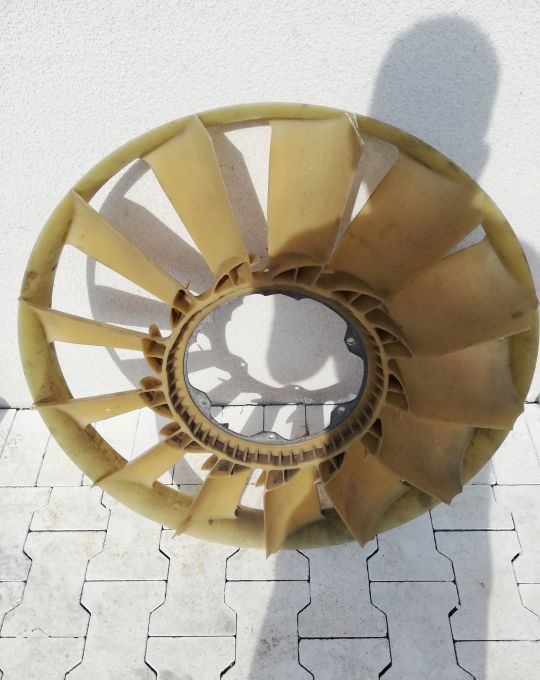 WENTYLATOR MERCEDES ACTROS MP4 A 4712050606-004 - Ventilateur pour Camion: photos 2 WENTYLATOR MERCEDES ACTROS MP4 A 4712050606-004 - Ventilateur pour Camion: photos 2