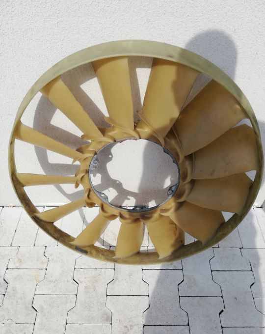 WENTYLATOR MERCEDES ACTROS MP4 A 4712050606-004 - Ventilateur pour Camion: photos 1 WENTYLATOR MERCEDES ACTROS MP4 A 4712050606-004 - Ventilateur pour Camion: photos 1