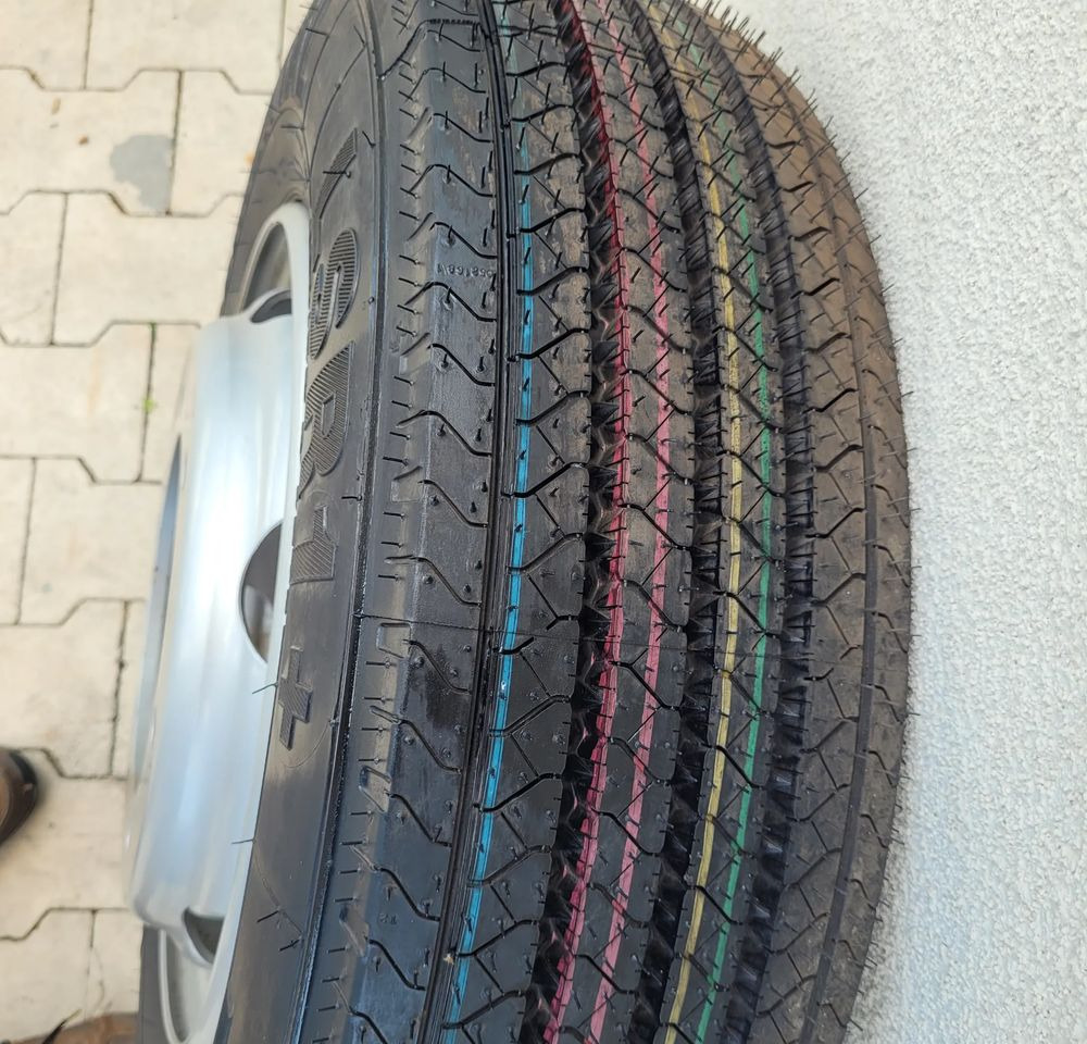 ZAPAS KOLO MIDLUM D 205/75 R17.5 LSR1+ CONTINENTAL - Pneu pour Camion: photos 5 ZAPAS KOLO MIDLUM D 205/75 R17.5 LSR1+ CONTINENTAL - Pneu pour Camion: photos 5