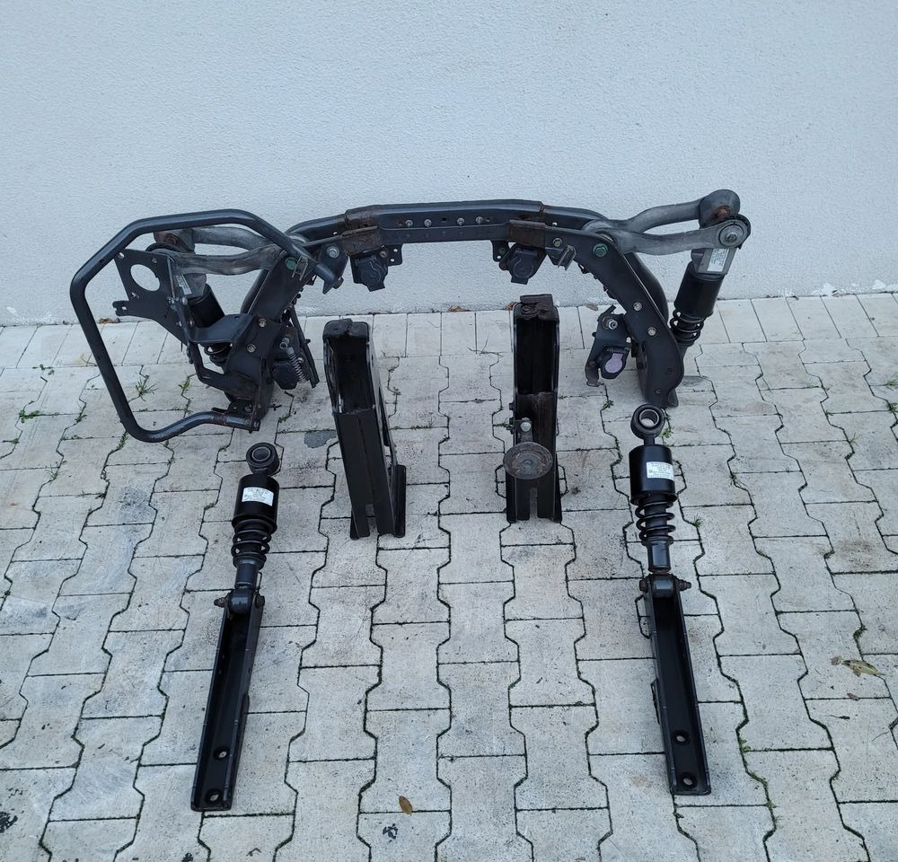 ZAWIESZENIE KABINY MERCEDES ACTROS MP4 - Suspension de cabine pour Camion: photos 1 ZAWIESZENIE KABINY MERCEDES ACTROS MP4 - Suspension de cabine pour Camion: photos 1