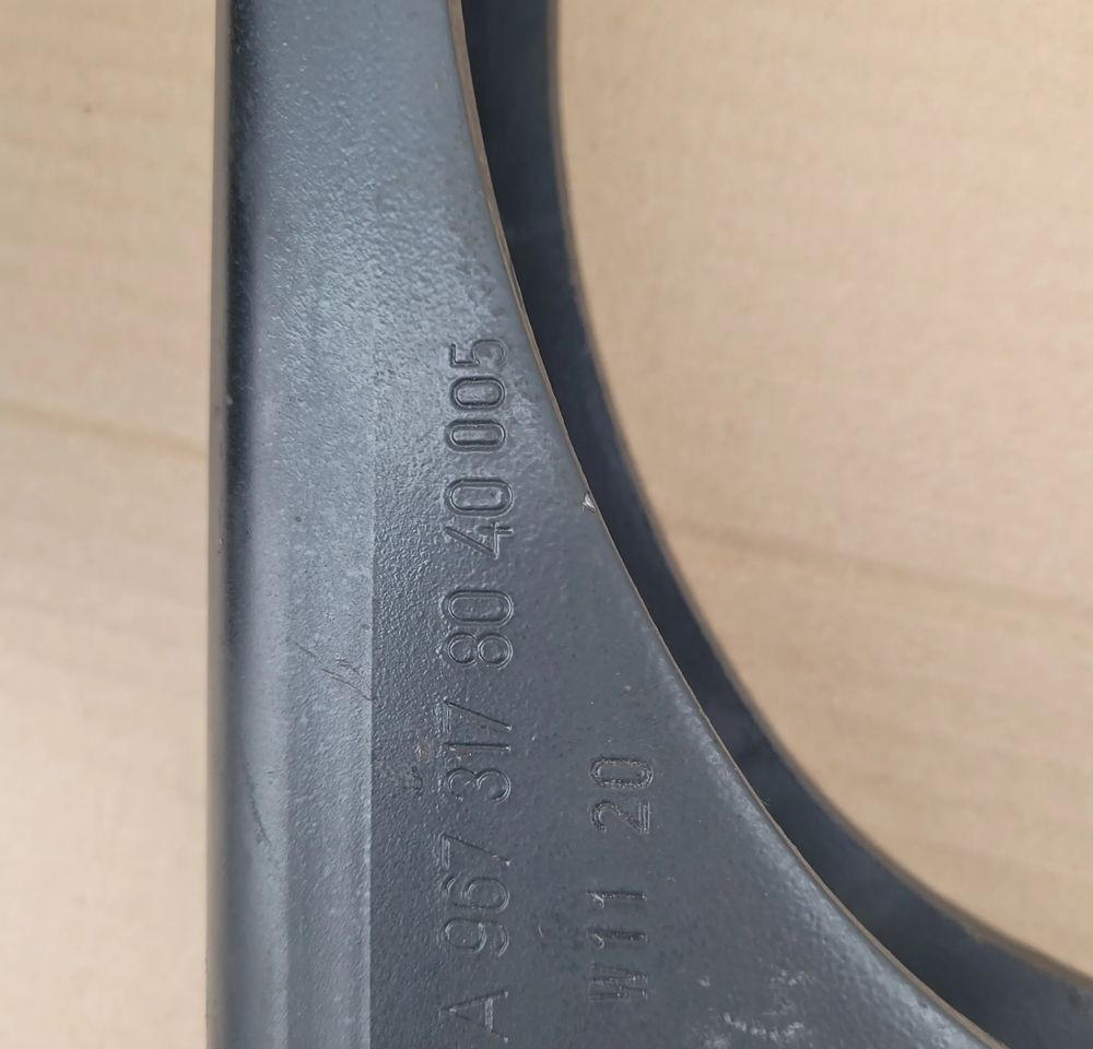 ZAWIESZENIE KABINY ZAMKI MERCEDES ATEGO A9423100383 NOWY ORYGINAŁ CHWALIM116 - Suspension pour Camion: photos 2 ZAWIESZENIE KABINY ZAMKI MERCEDES ATEGO A9423100383 NOWY ORYGINAŁ CHWALIM116 - Suspension pour Camion: photos 2