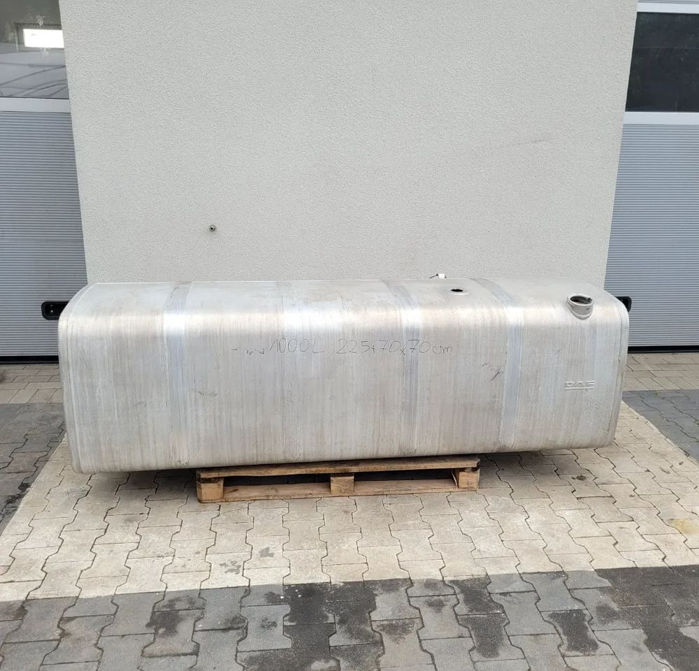 ZBIORNIK PALIWA DAF XF 1000L 225X70X70CM. - Préparation du carburant: photos 1 ZBIORNIK PALIWA DAF XF 1000L 225X70X70CM. - Préparation du carburant: photos 1