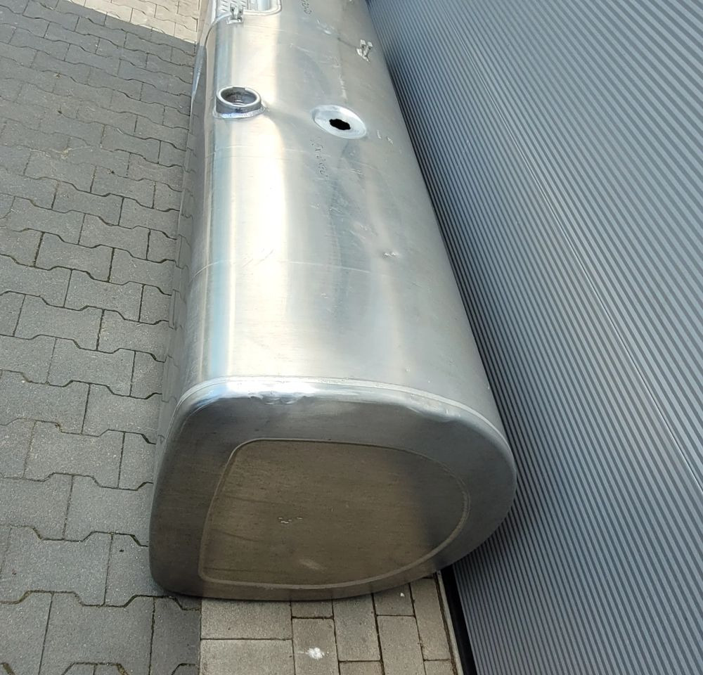 ZBIORNIK PALIWA VOLVO FH4 FM RENAULT 21442020 225X70X70CM - Préparation du carburant: photos 2 ZBIORNIK PALIWA VOLVO FH4 FM RENAULT 21442020 225X70X70CM - Préparation du carburant: photos 2