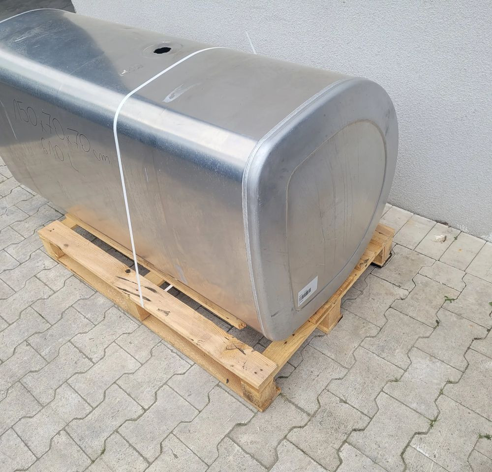 ZBIORNIK PALIWA VOLVO FH4 RENAULT 21516454 610L 150X70X70CM - Préparation du carburant pour Camion: photos 2 ZBIORNIK PALIWA VOLVO FH4 RENAULT 21516454 610L 150X70X70CM - Préparation du carburant pour Camion: photos 2