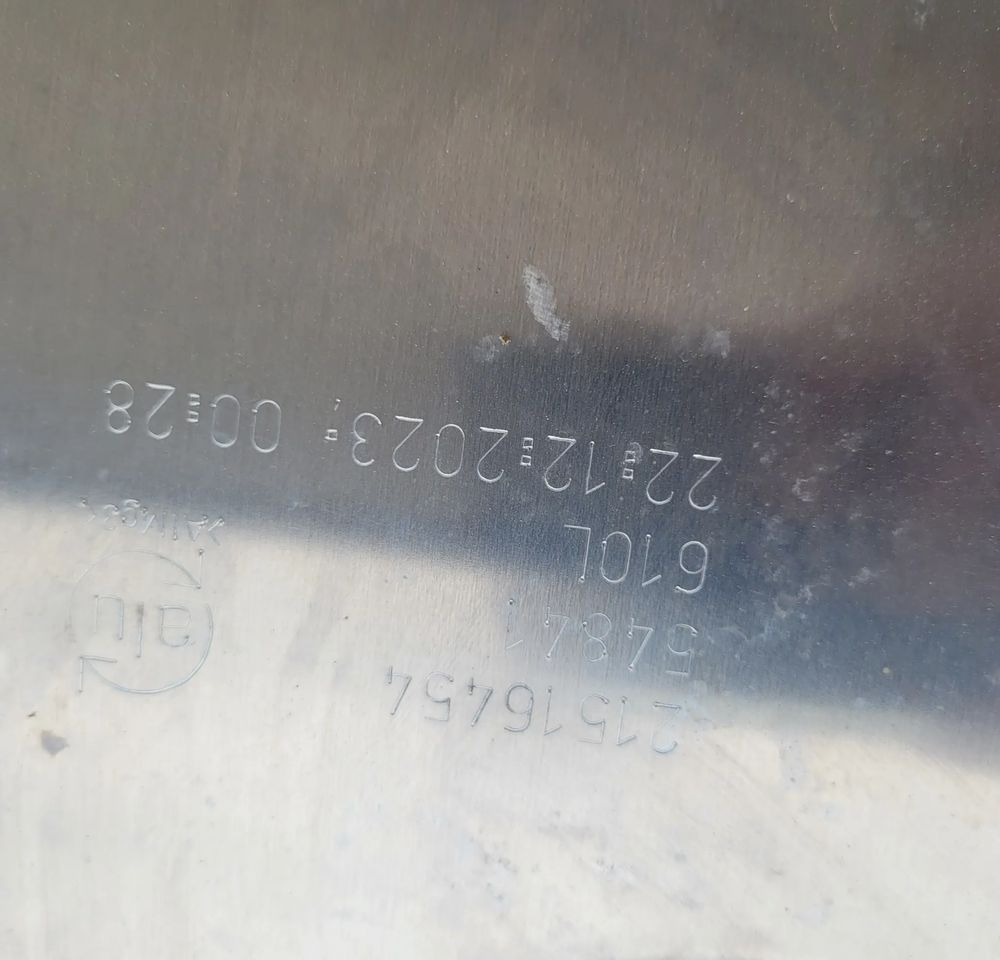 ZBIORNIK PALIWA VOLVO FH4 RENAULT 21516454 610L 150X70X70CM - Préparation du carburant pour Camion: photos 4 ZBIORNIK PALIWA VOLVO FH4 RENAULT 21516454 610L 150X70X70CM - Préparation du carburant pour Camion: photos 4