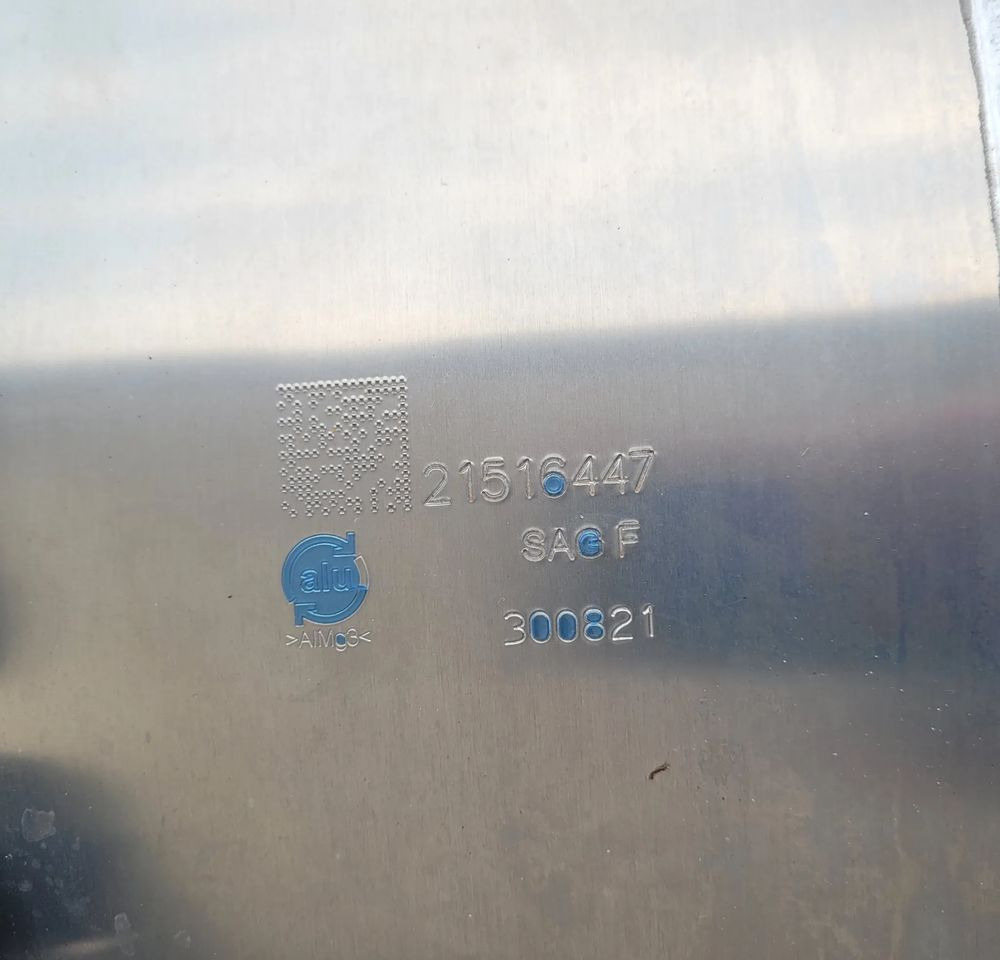 ZBIORNIK PALIWA VOLVO FH4 RENAULT OM 21516447 100X70X70 405L. - Préparation du carburant: photos 5 ZBIORNIK PALIWA VOLVO FH4 RENAULT OM 21516447 100X70X70 405L. - Préparation du carburant: photos 5