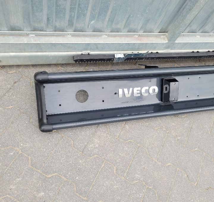 ZDERZAK TYL BELKA IVECO DAILY NM. ORYGINAL 500356844kb - Pare-chocs pour Camion: photos 3 ZDERZAK TYL BELKA IVECO DAILY NM. ORYGINAL 500356844kb - Pare-chocs pour Camion: photos 3