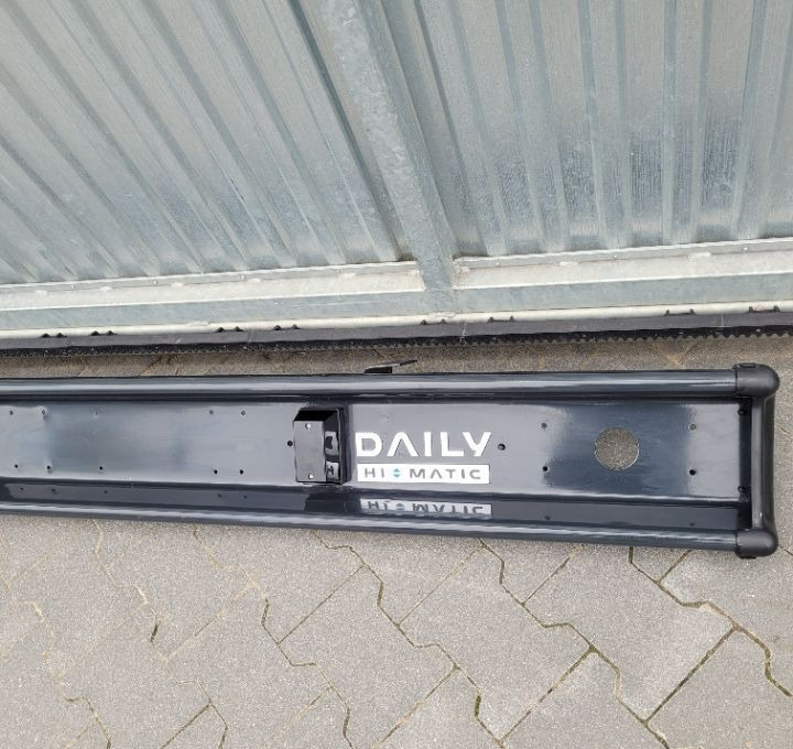 ZDERZAK TYL BELKA IVECO DAILY NM. ORYGINAL 500356844kb - Pare-chocs pour Camion: photos 2 ZDERZAK TYL BELKA IVECO DAILY NM. ORYGINAL 500356844kb - Pare-chocs pour Camion: photos 2