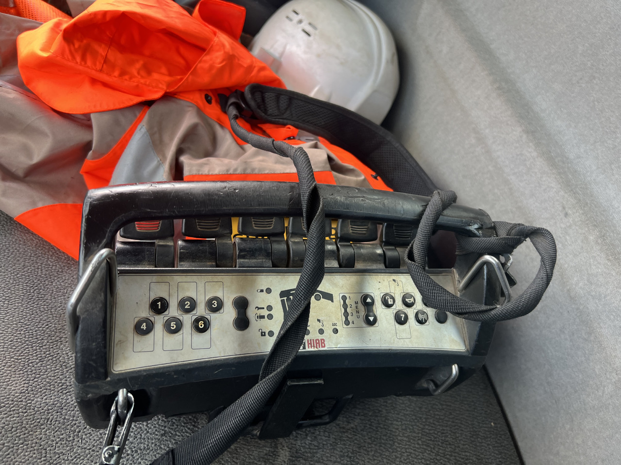 Renault kerax  - Camion grue: photos 3 Renault kerax  - Camion grue: photos 3