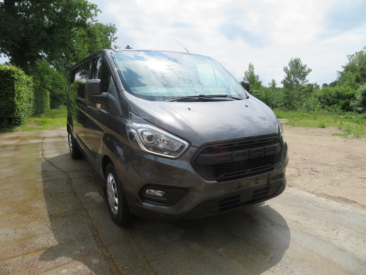 FORD Transit Custom 2.0tdci TREND - L2 - Fourgonnette: photos 1 FORD Transit Custom 2.0tdci TREND - L2 - Fourgonnette: photos 1