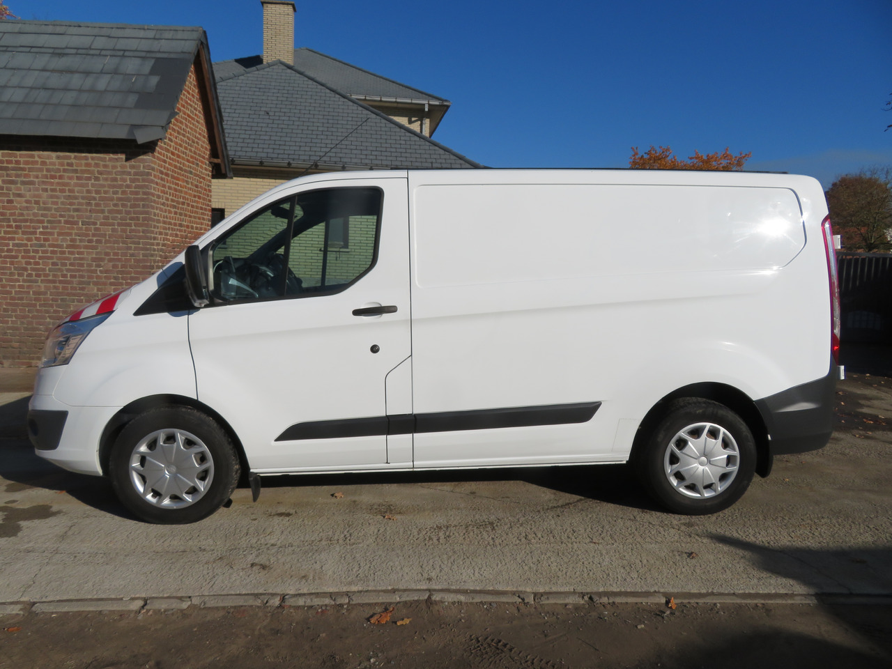 Ford Transit Custom 2.0tdci - Fourgonnette: photos 4 Ford Transit Custom 2.0tdci - Fourgonnette: photos 4