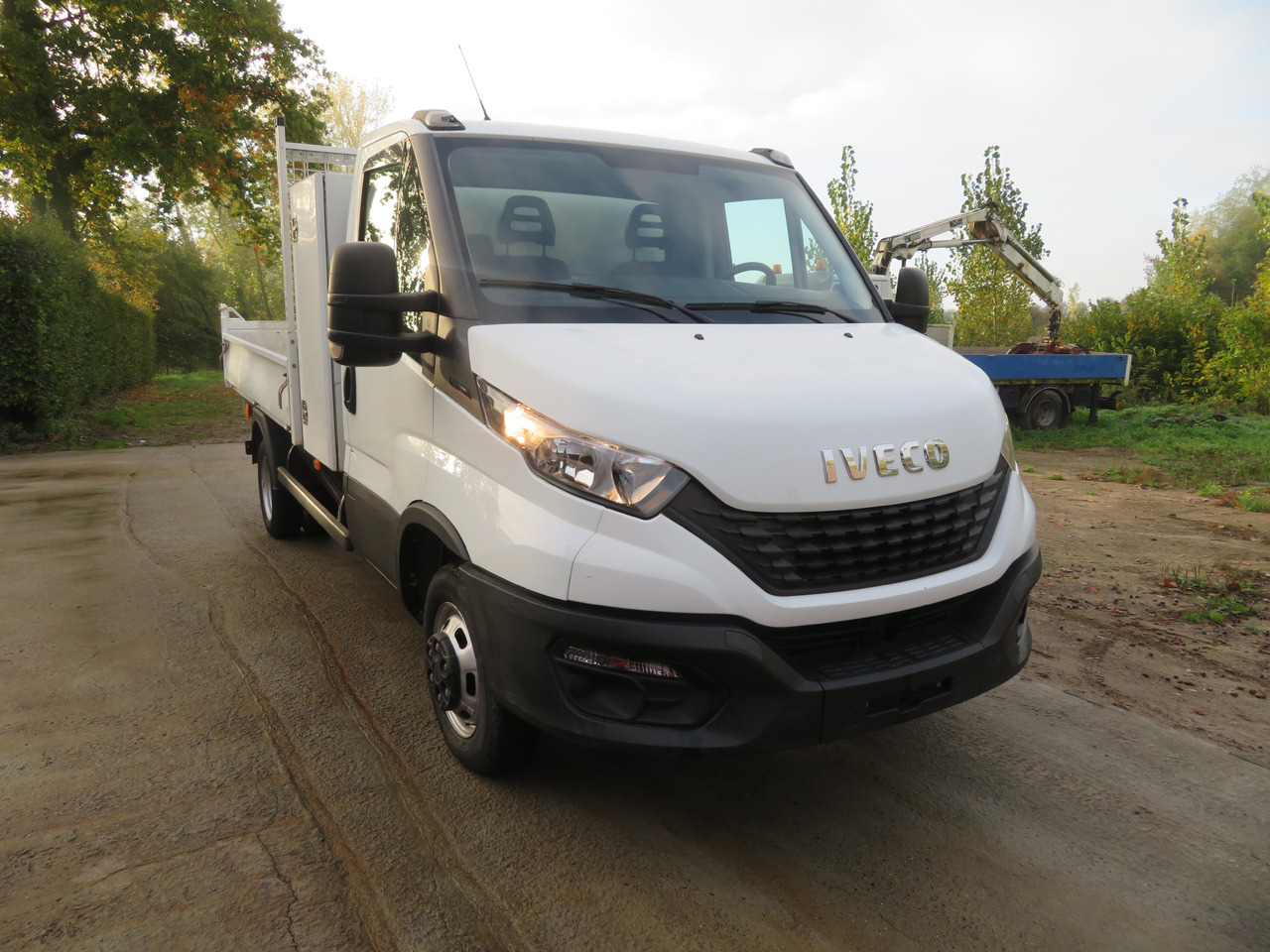 Iveco Daily 35C16 3.0 - L2 - Kipper - Véhicule utilitaire benne: photos 1 Iveco Daily 35C16 3.0 - L2 - Kipper - Véhicule utilitaire benne: photos 1