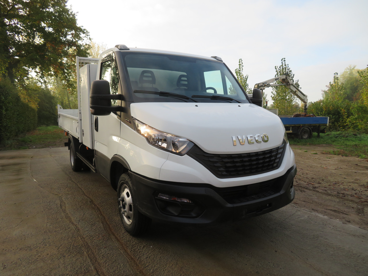 Iveco Daily 35C16 3.0 - L3 - Kipper - Véhicule utilitaire benne: photos 1 Iveco Daily 35C16 3.0 - L3 - Kipper - Véhicule utilitaire benne: photos 1