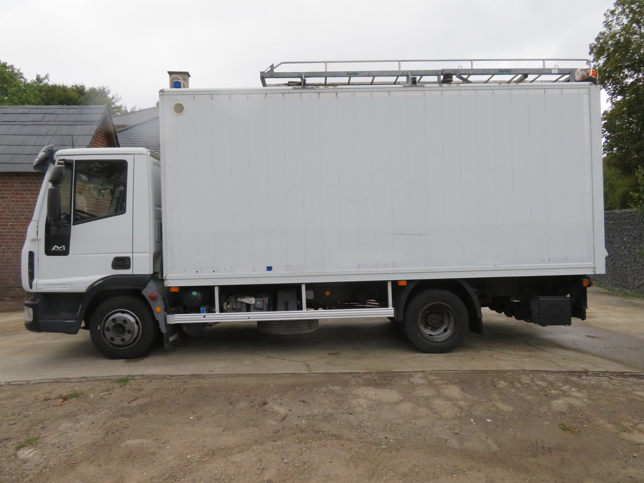 Iveco Eurocargo ML90E18 Bakwagen - Camion fourgon: photos 4 Iveco Eurocargo ML90E18 Bakwagen - Camion fourgon: photos 4
