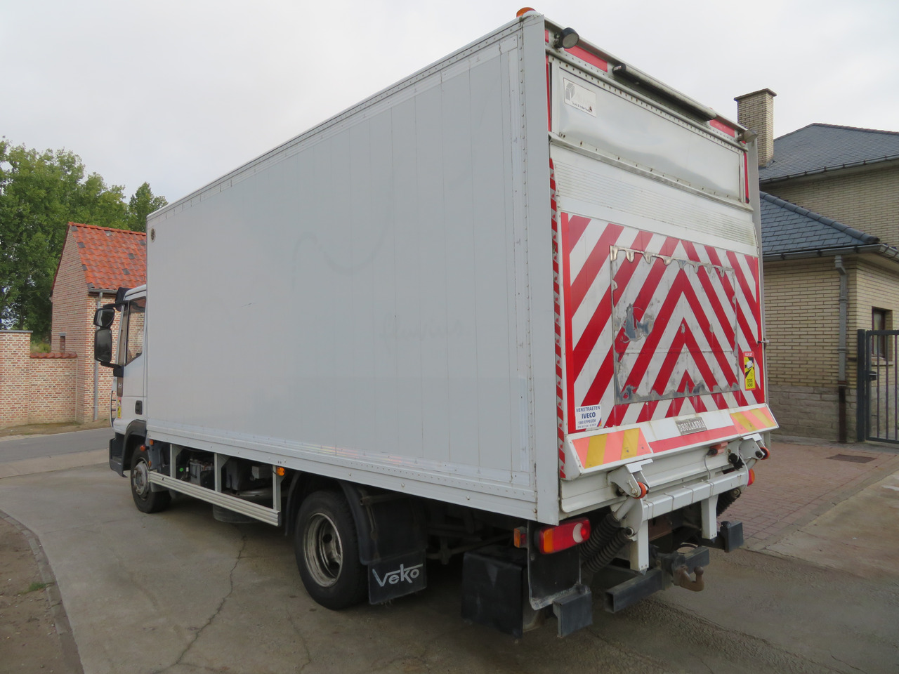 Iveco Eurocargo ML90E18 Bakwagen - Camion fourgon: photos 5 Iveco Eurocargo ML90E18 Bakwagen - Camion fourgon: photos 5