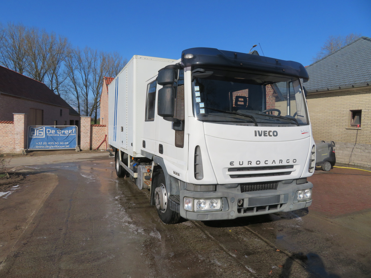 Iveco Eurocargo ML90E18 - Camion fourgon: photos 1 Iveco Eurocargo ML90E18 - Camion fourgon: photos 1