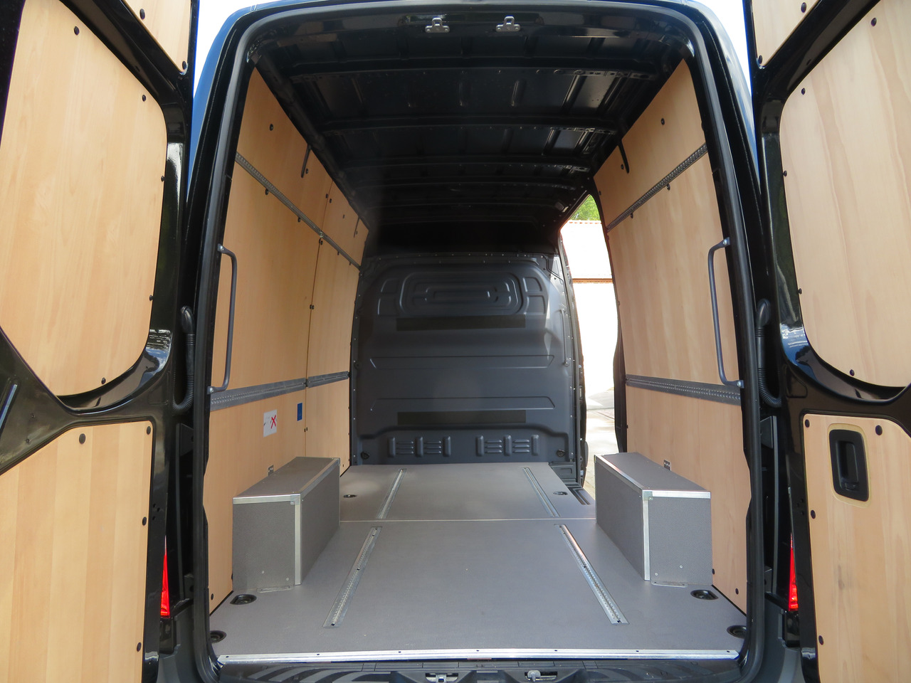 Fourgon utilitaire Mercedes-Benz Sprinter 317cdi - A2H2: photos 10