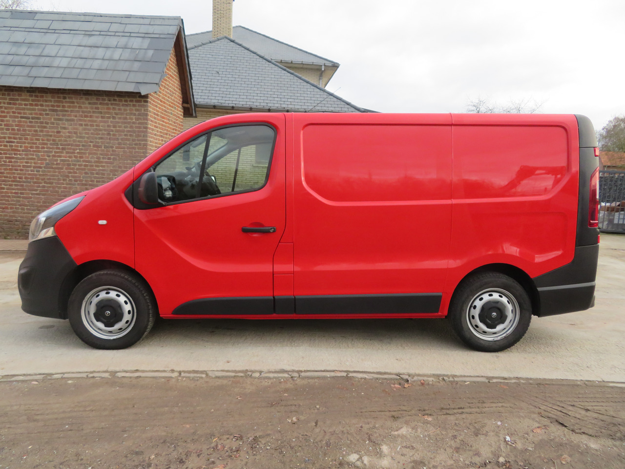 Opel Vivaro 1.6CDTI BI-Turbo - L1H1 - Fourgonnette: photos 4 Opel Vivaro 1.6CDTI BI-Turbo - L1H1 - Fourgonnette: photos 4