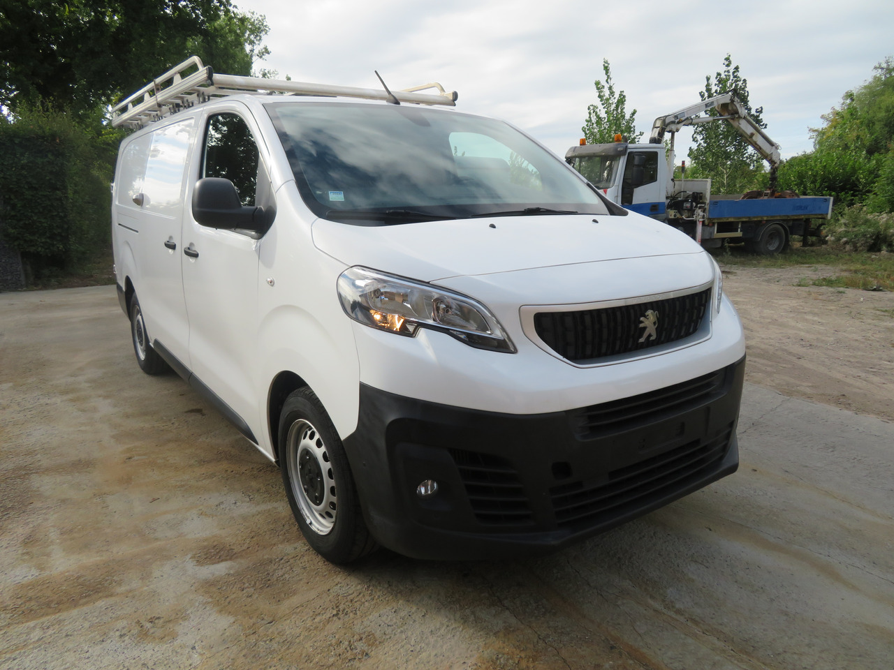 Peugeot Expert - Long Premium 2.0 BlueHDi - Ingericht - Fourgon utilitaire: photos 1 Peugeot Expert - Long Premium 2.0 BlueHDi - Ingericht - Fourgon utilitaire: photos 1