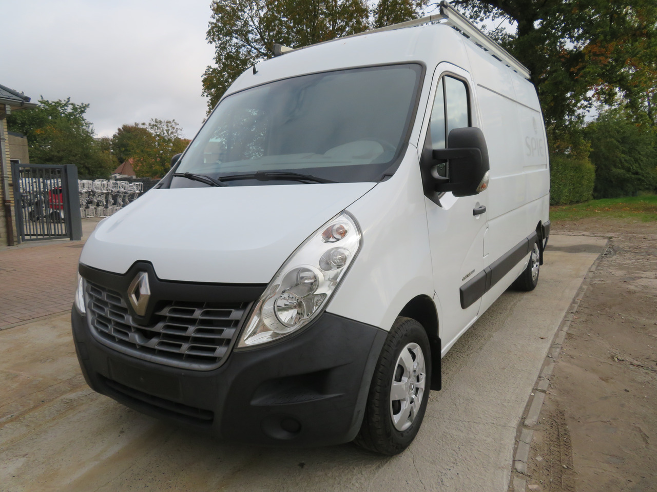 Renault Master 2.3dCi Grand Confort - L2H2 - Fourgon utilitaire: photos 3 Renault Master 2.3dCi Grand Confort - L2H2 - Fourgon utilitaire: photos 3