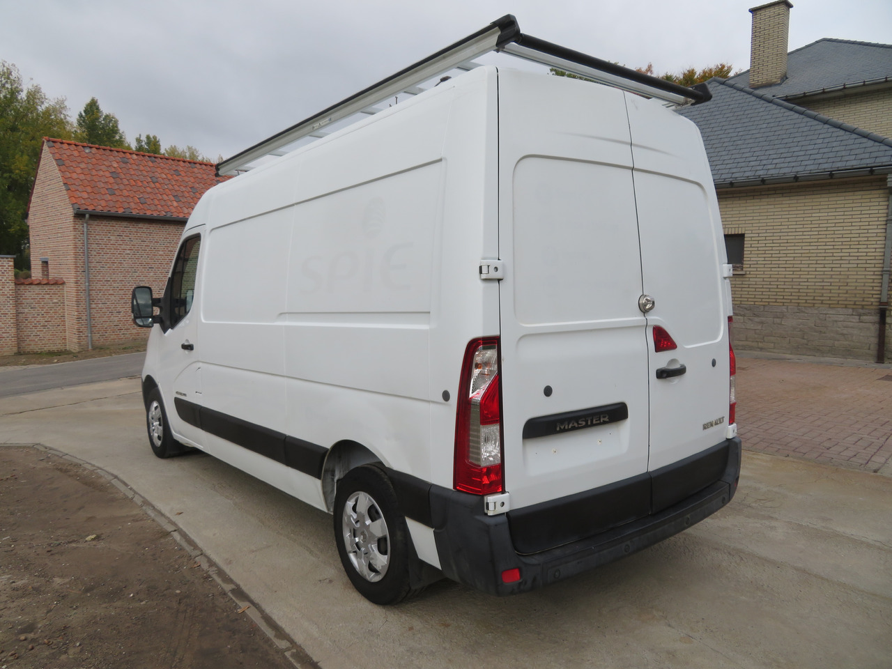Renault Master 2.3dCi Grand Confort - L2H2 - Fourgon utilitaire: photos 4 Renault Master 2.3dCi Grand Confort - L2H2 - Fourgon utilitaire: photos 4